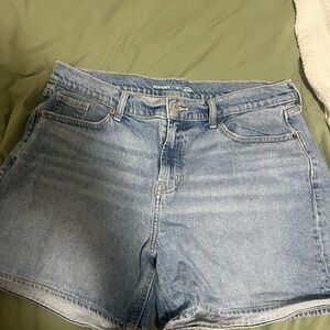 Old Navy Light Wash Denim Jean Shorts
